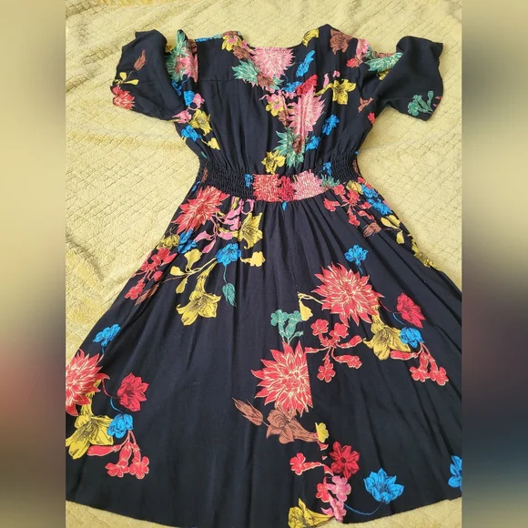 Floral‎ flowy dress - Picture 7 of 8